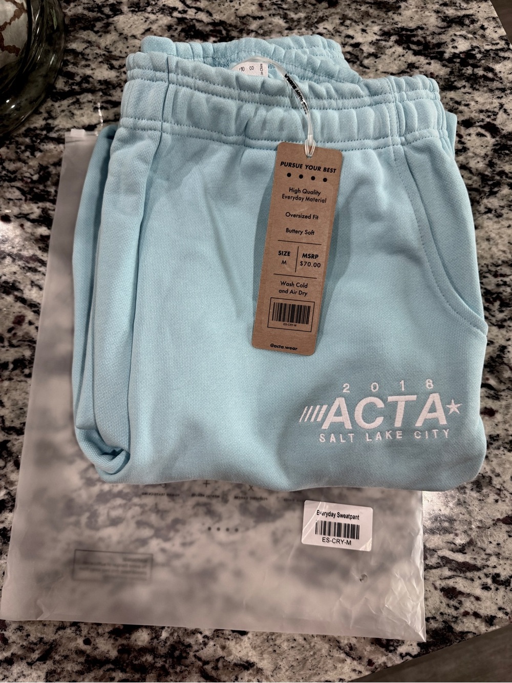 NWT ACTA Salt Lake City Medium Crystal Blue Everyday Joggers